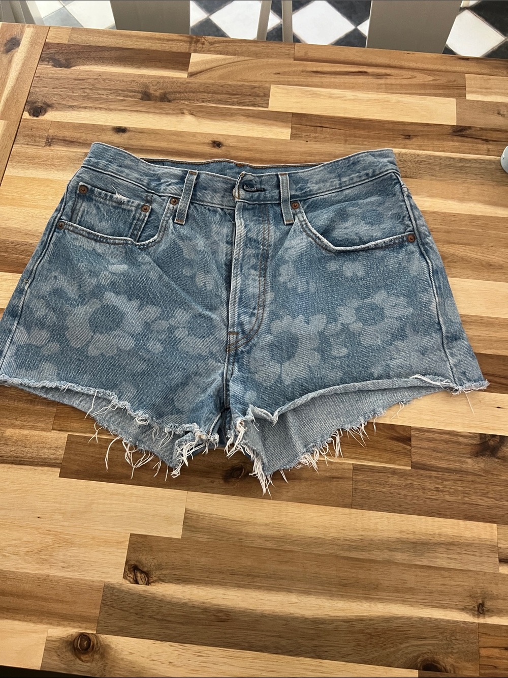 Levi’s denim shorts
